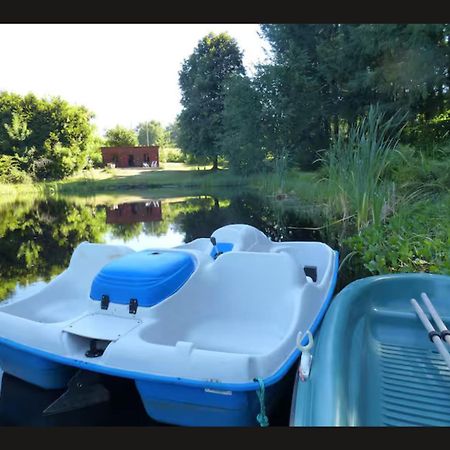 Cabane Limousine Au Bord D'Un Etang ボナック・ラ・コート エクステリア 写真